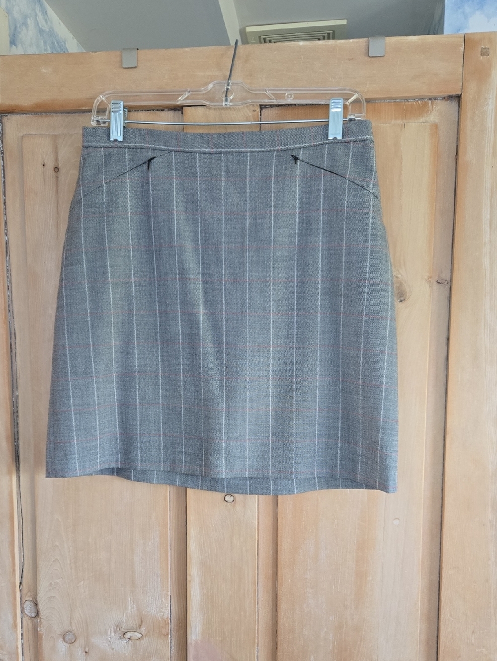 Tailored Gray Plaid Skirt - Classic Office Style